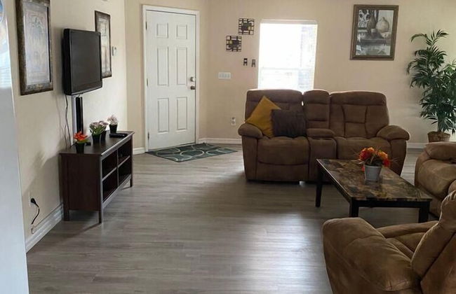 Four Bedroom Pool Home -- 289 EP -- Vusa Four Bedroom Pool Home - Foto 39