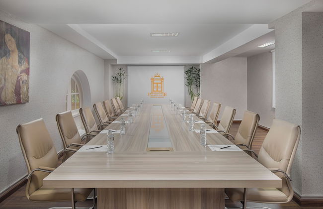 Palace Gate Hotel & Residence by EHM - Photo 67