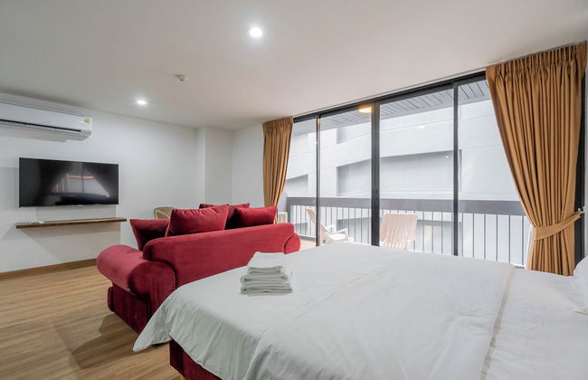 PSJ Penthouse - Photo 9