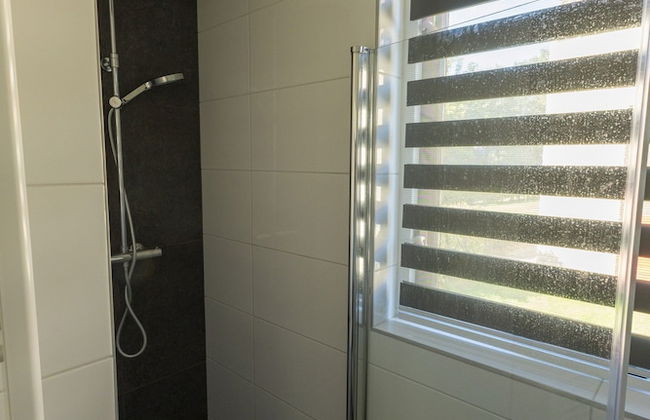 Alluring Holiday Home With Garden - Foto 15