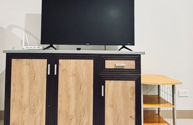 Simple & Serene Studio Stay - Photo 6