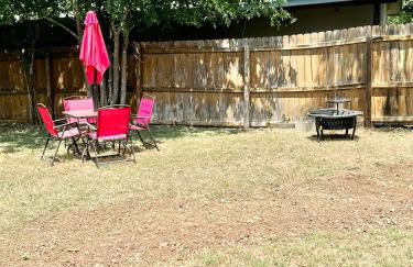 Route 66 Pop Stop-Minutes to Main St - Foto 9