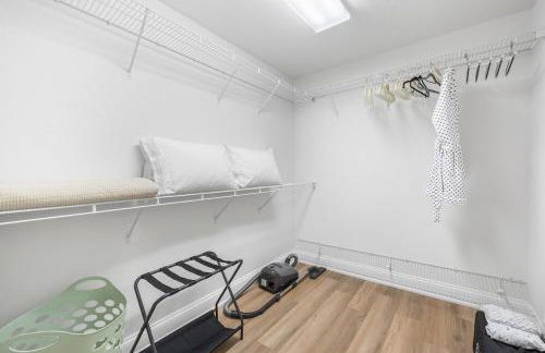 2 King Suites - Hot Tub - Large Patio - Sleeps 12 - Foto 22