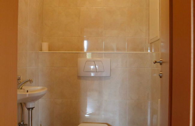 2 bedroom Apartment in Velden am Wörther See with garden and terrace - Photo 8