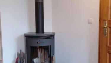 Schlossblick Apartment für 4 mit Küche Kamin Netflix Parken und Hofladen - Foto 3