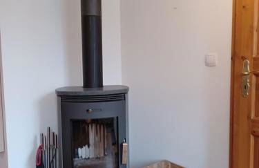 Schlossblick Apartment für 4 mit Küche Kamin Netflix Parken und Hofladen - Foto 3