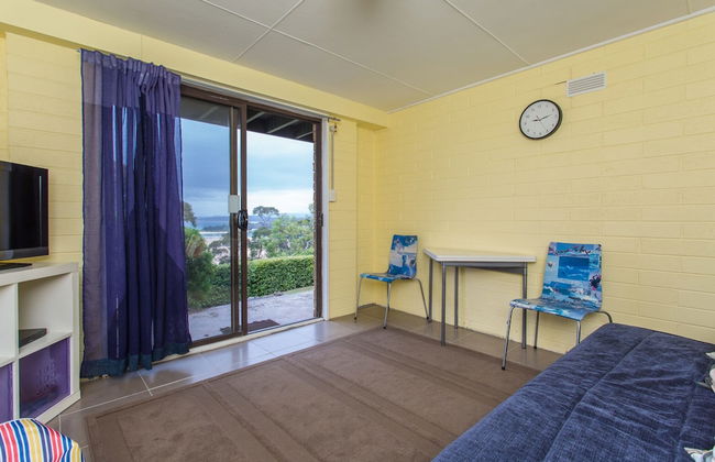 'Cliff 64' Cliff Top Home - Photo 10