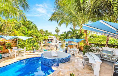 Waterfront Oasis Cascading Pool Views Centrally located Heated Pool Cascade KeyResidences - Foto 9