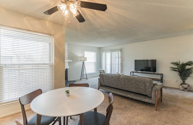 The Relaxing Suites of Midland - Photo 28