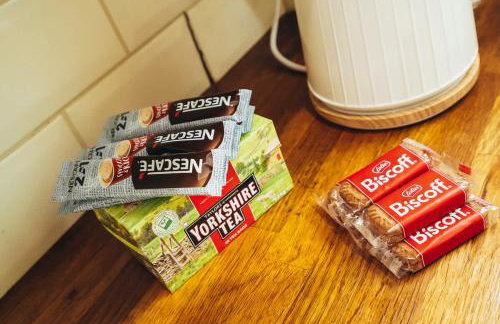 Huge 4 Bed Family Home in Derbyshire with Parking - Foto 50