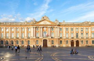 Superbe T2 avec Terrasse face au parc des fontaines - Foto 5