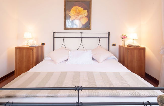 Splendid Villa in Macerata With Pool & Views - Foto 16