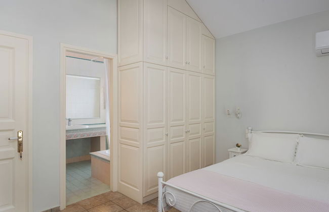 Aelia & Melitta Villas - Photo 42