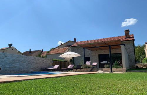 Kameni dvori - Foto 5