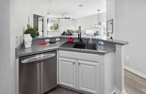 Amazing Disney Themed Oasis 3BR near Parks townhouse - Foto 15