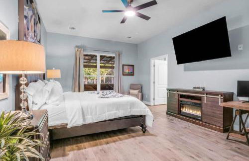 Hot Tub - River Nearby - Quiet Street - Foto 2