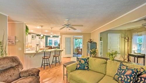 Nottely Lake Home with Hot Tub, Dock, Kayaks and Games - Foto 5