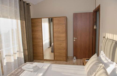 Lila's villa maisonette with private pool - Foto 18