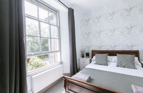 Spacious Apartment, Free Parking, Central Location Near To Uni, Hospital, Town - Foto 25