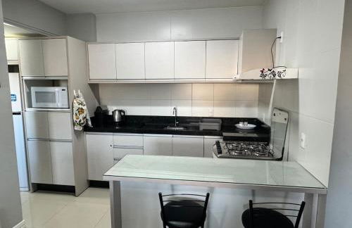 150m da Praia Pereque, 3 quartos, Amplo e Aconchegante - Foto 8