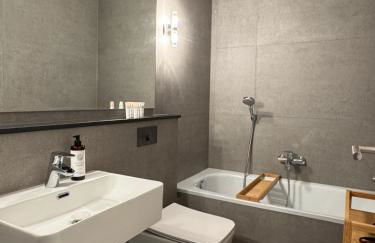 NOOQA Duisburg - Living Collection - Parkplatz, Smart TV, Küche, voll ausgestattet - Photo 31