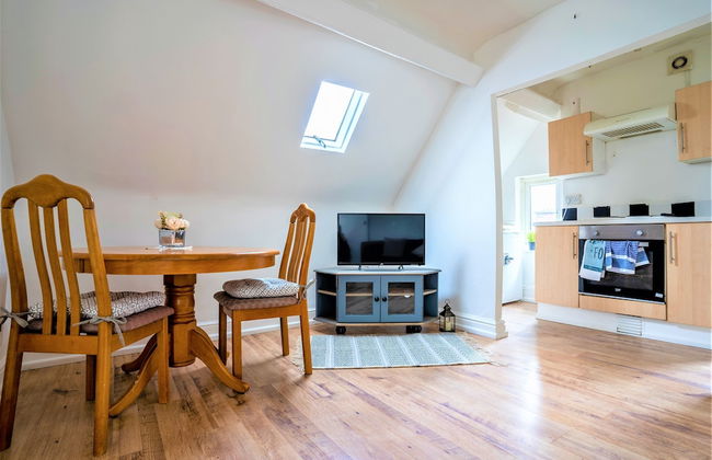 Travellers Stays In The Heart Of Orrell Park - Foto 9