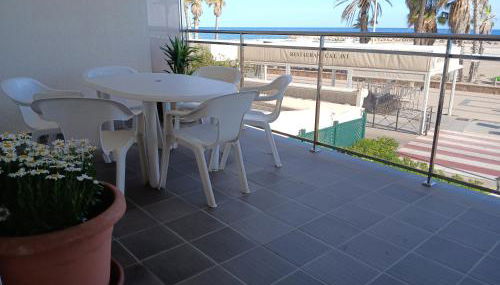 Primera linea - Foto 1