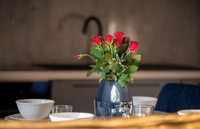 EASY RENT Apartments- KOSMOS - Photo 16