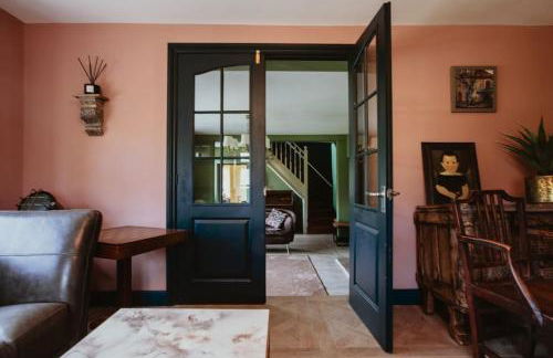 Beautiful 5 bedroom house with hot tub & fire pit - Foto 18