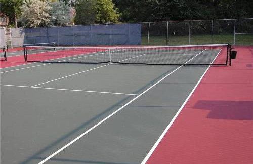 Lakeside Condo with plenty of amenities close to Bristol Mountain - permit - 2024-0018 - Foto 26