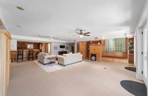 NEW Luxury Country Club Hot tub Gym Pool House Outdoor Kitchen EVENTS - Foto 45