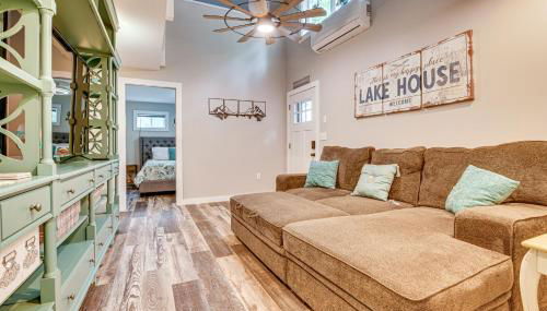 Walk to Lake Beaches Cabin with Patio in Belmont! - Foto 4