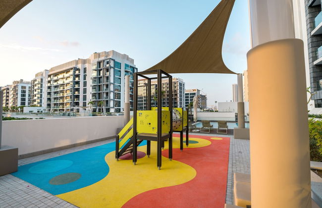 Easygo- STU in Lavish com Azizi Riv9,08 - Photo 12