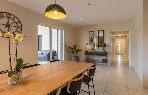 Gîte moderne et lumineux à Gy avec grand salon, jardin et jeux pour enfants - FR-1-583-457 - Foto 9