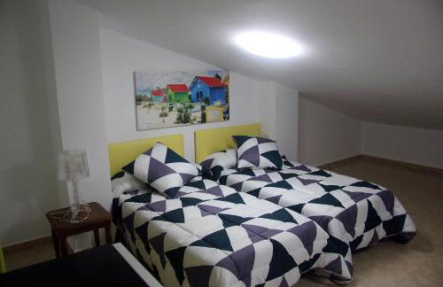 Holiday Apartments Malvarrosa Beach - Photo 31