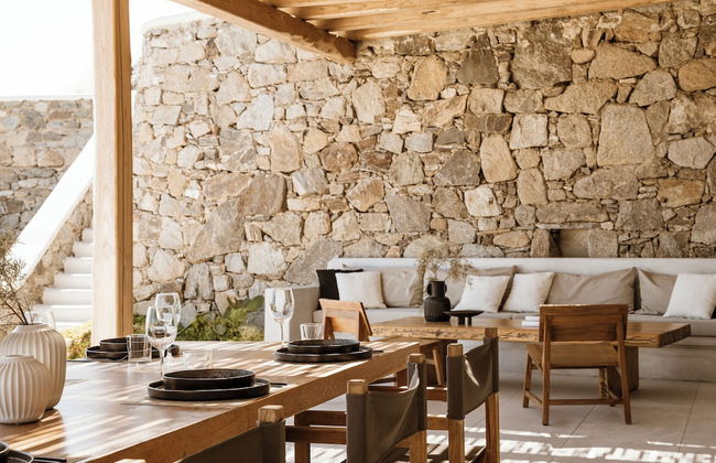 Casa Del Mar Mykonos Seaside Resort - Photo 22