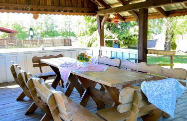 Pod skrzydłami - Foto 33