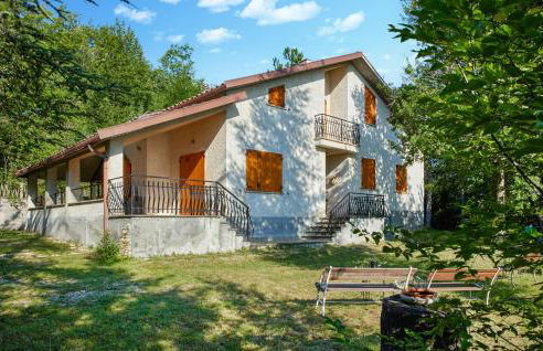 Awesome Home In Cerqueto Di Civitella - Foto 1