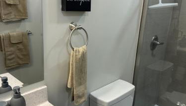 304 New Luxury Downton Condo with Fireplace, 2 bdrm - Foto 5