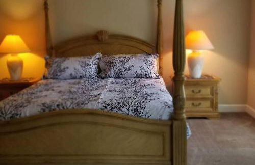 Black Diamond Beauty with Concierge Service - Photo 3