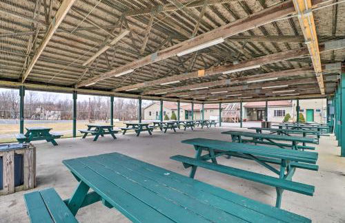 7 Mi to Big Boulder Resort-Style Poconos Retreat - Foto 37