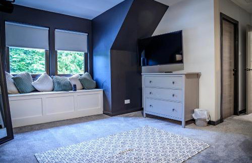 FAMILY FRIENDLY, HOT TUB, Fire Pit, Spacious & Modern - Foto 13