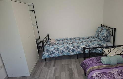 Zwei separate Zimmer im 1 OG Ideal für Montüeren oder Studenten WG - Foto 23