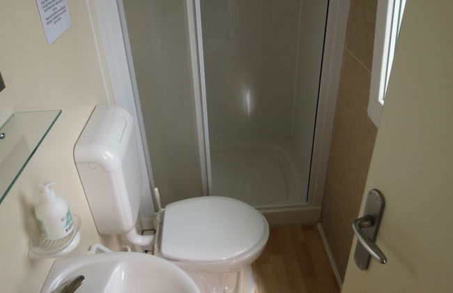 Lækjarkot Rooms and Cottages with Kitchen - Foto 39