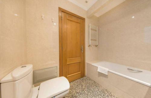 2 Bedroom with Garage Family Wonder - Photo 80