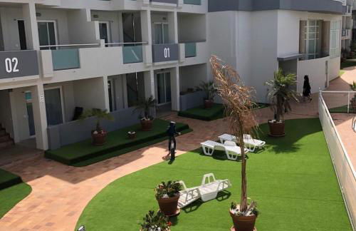 Luxury Apartment - Photo 14