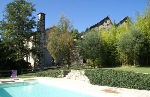 Lovely house with grass garden, shared swimmingpool, next to the river Ardèche - Foto 42