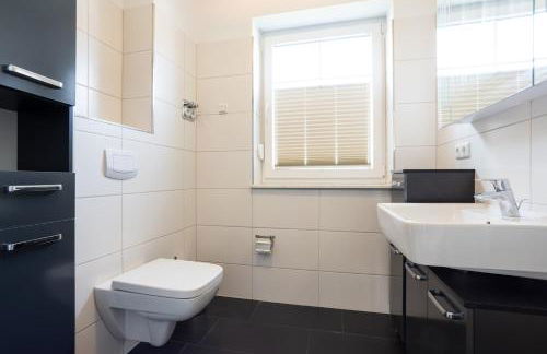 Ferienwohnungen Hafenresidenz Alter Speicher Lauterbach - Foto 9