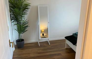 Perfectly situated luxury 2 bedroom apartment - Foto 17