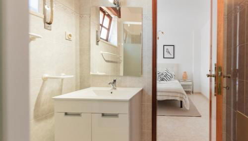 Zambujeira do Mar 4-Bed House Perfect for Families & Friends - Foto 3